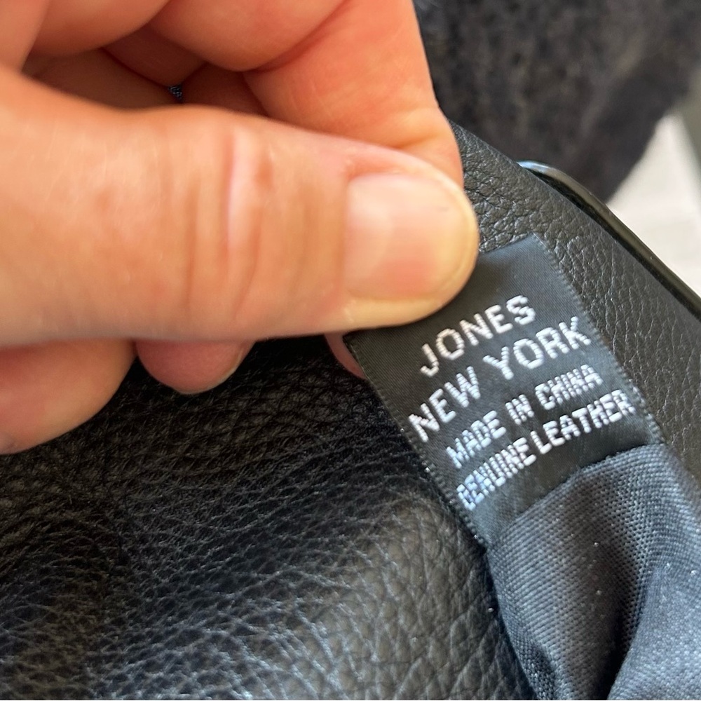 Jones New York Black pebbled Leather Hobo Bag- NWOT - Picture 8 of 17